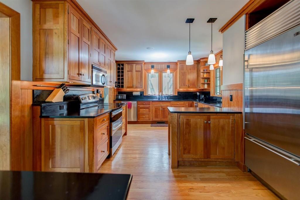 1 Thornton Road Winchester, MA 01890 - Photo 7 of 42 Gallery Image 7