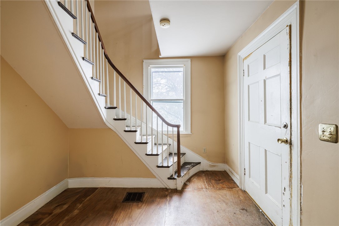 2315 Sand Hill Road Canandaigua Town, NY 14424 - Photo 3 of 34