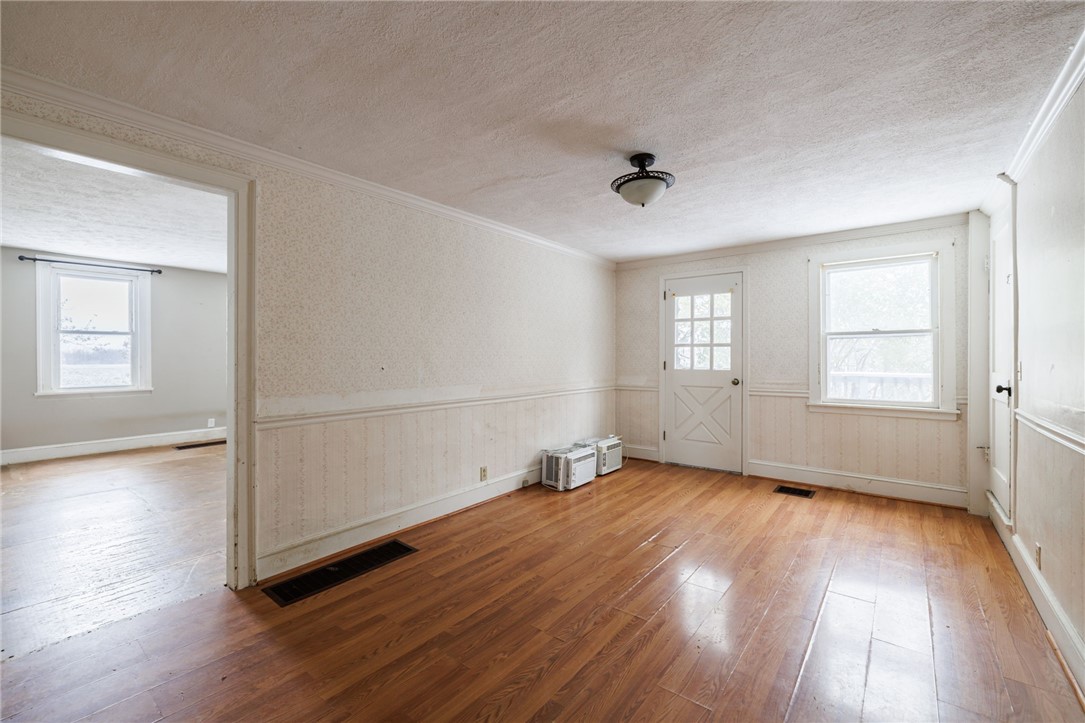 2315 Sand Hill Road Canandaigua Town, NY 14424 - Photo 8 of 34