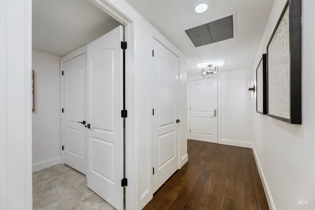 $1,000,000 | 3059 W Crescent, Unit 201, Boise, ID 83706