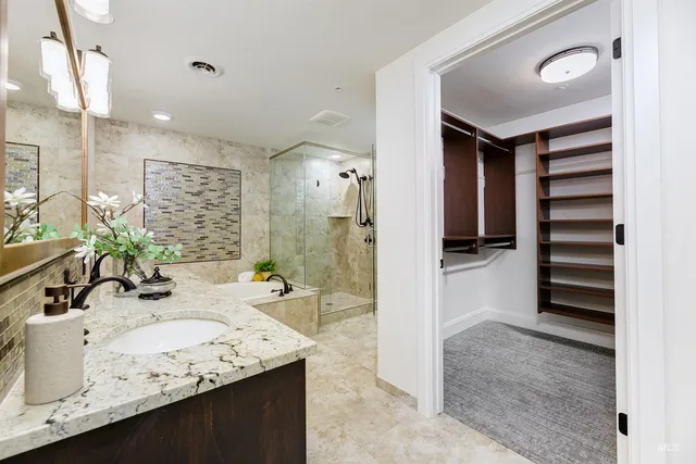 $1,000,000 | 3059 W Crescent, Unit 201, Boise, ID 83706