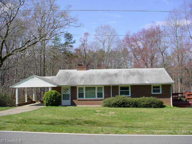 5144 Davis Road Winston-Salem, NC 27105 - Photo 1 of 1 Exterior Front.
