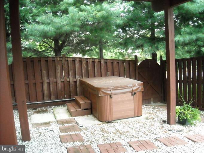 2153 Elm Tree Lane Silver Spring, MD 20906 - Photo 10 of 17 Patio