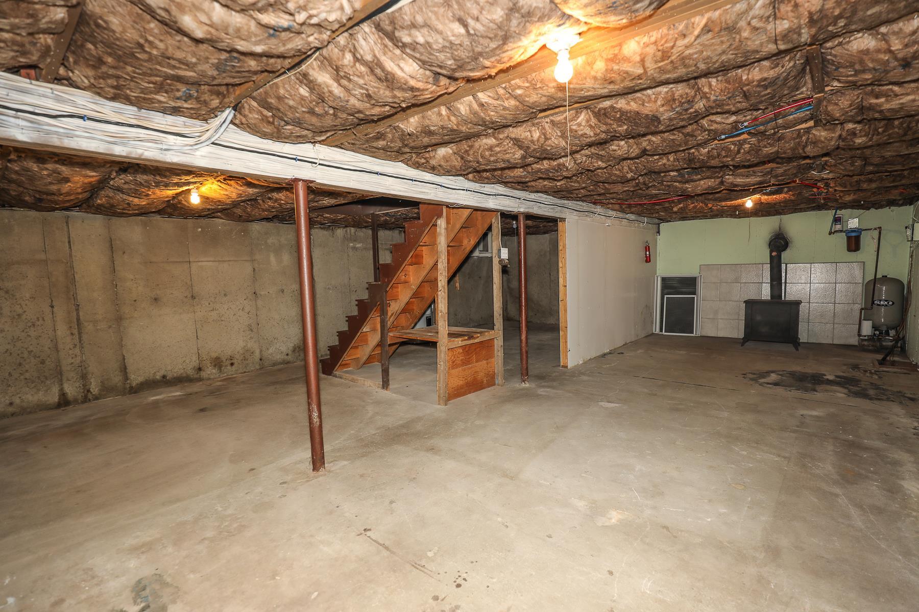48 Old Derry Road Londonderry, NH 03038 - Photo 40 of 40
