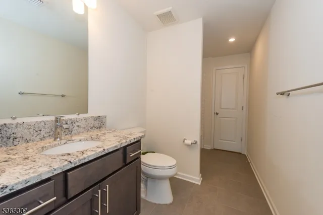 $3,950 | 601 Charleston Drive, Unit 601, Monroe Township, NJ 08831