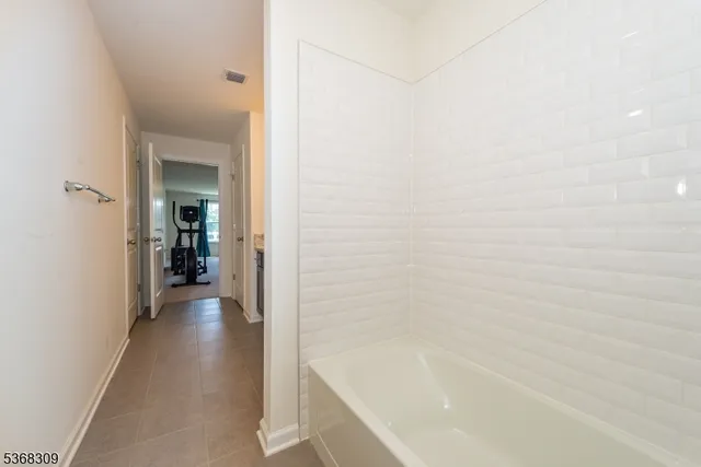 $3,950 | 601 Charleston Drive, Unit 601, Monroe Township, NJ 08831