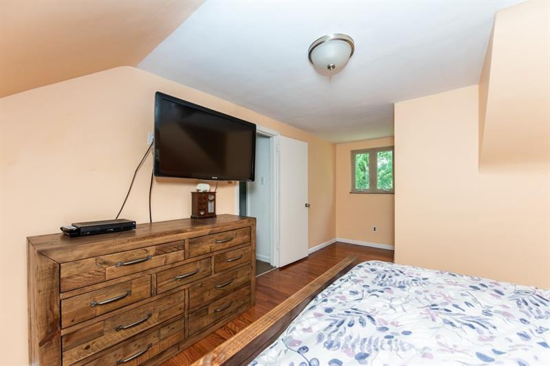 222 Ritter Road Sewickley, PA 15143 - Photo 13 of 22 Gallery Image 13