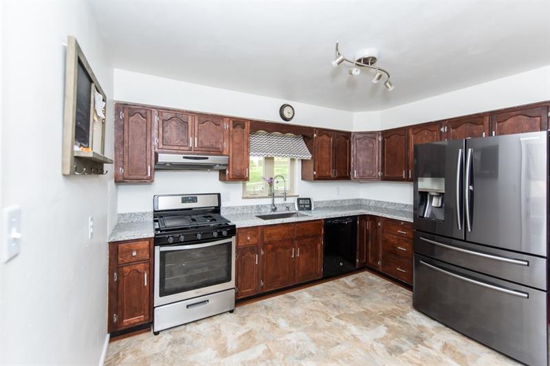 222 Ritter Road Sewickley, PA 15143 - Photo 7 of 22 Gallery Image 7