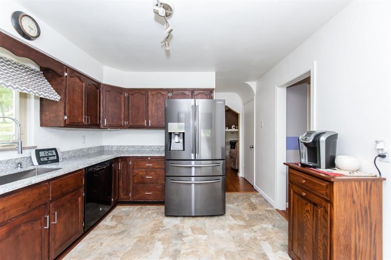 222 Ritter Road Sewickley, PA 15143 - Photo 8 of 22 Gallery Image 8