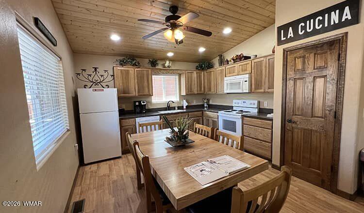 95 Rohrer Road Greer, AZ 85927 - Photo 11 of 17 KITCHEN