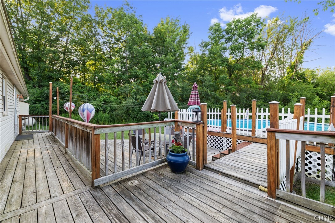 2177 Canal Road Camillus, NY 13112 - Photo 17 of 50