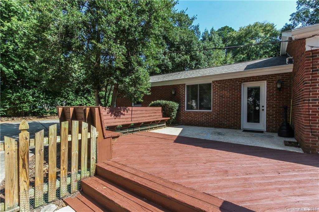 2908 Clover Road Charlotte, NC 28211 - Photo 8 of 27 a view of outdoor space with deck area