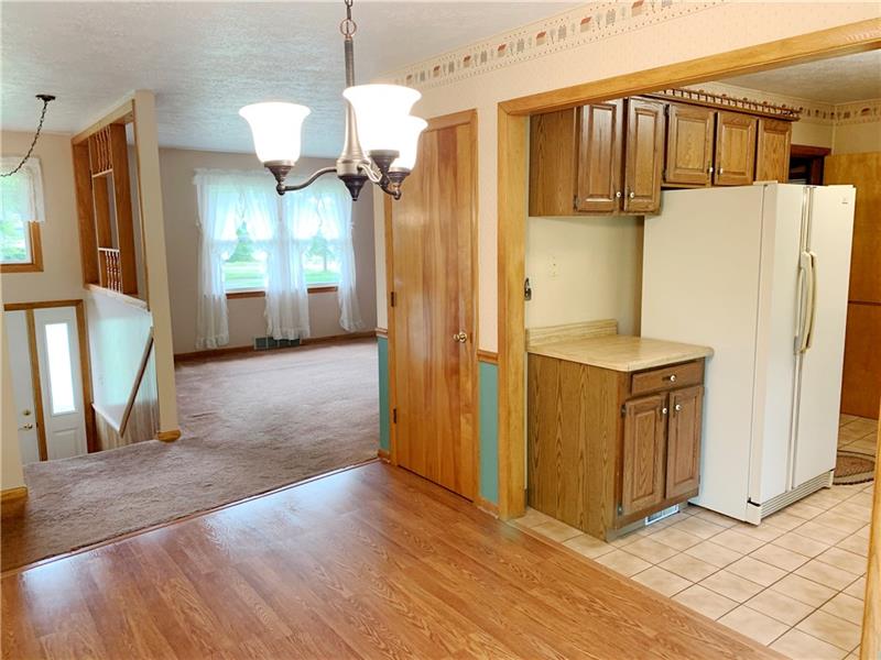 2381 Marr Road Pulaski, PA 16143 - Photo 14 of 25