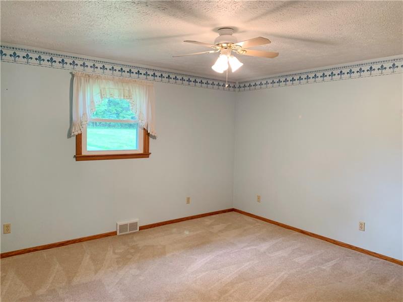 2381 Marr Road Pulaski, PA 16143 - Photo 17 of 25