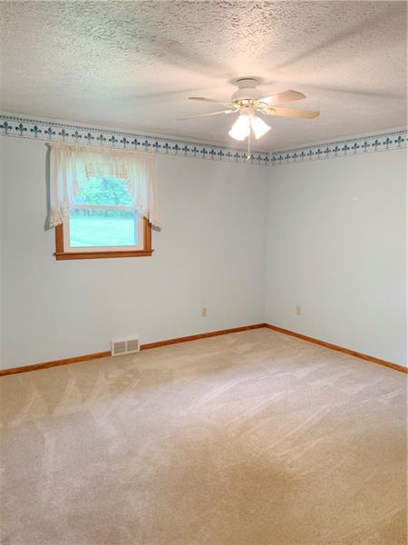 2381 Marr Road Pulaski, PA 16143 - Photo 18 of 25