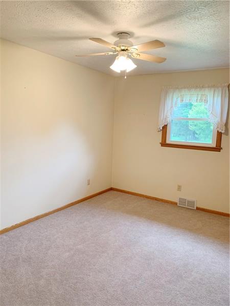 2381 Marr Road Pulaski, PA 16143 - Photo 20 of 25