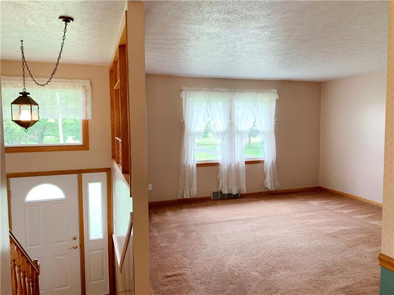 2381 Marr Road Pulaski, PA 16143 - Photo 7 of 25