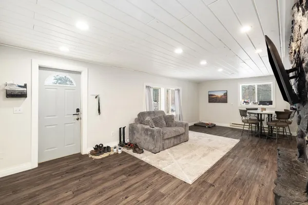 $207,000 | 24019 County 2, Nevis, MN 56467