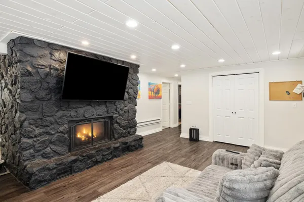 $207,000 | 24019 County 2, Nevis, MN 56467