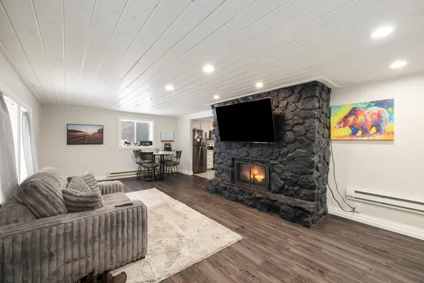 $207,000 | 24019 County 2, Nevis, MN 56467