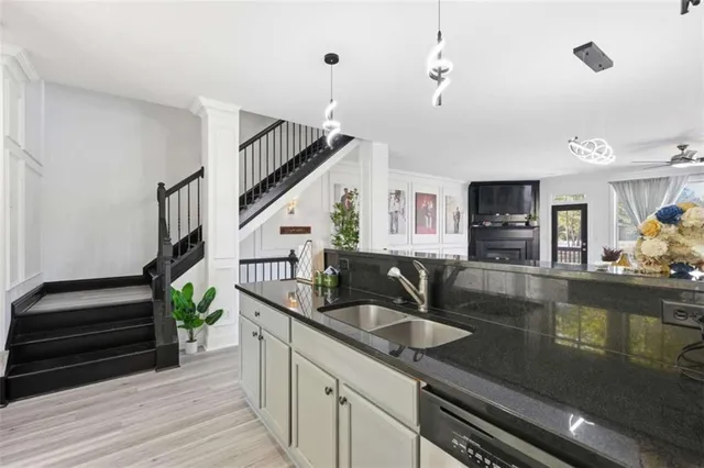 $2,800 | 9931 Mancunian Way, Douglasville, GA 30135