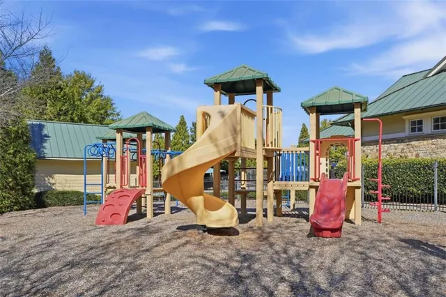 $2,800 | 9931 Mancunian Way, Douglasville, GA 30135