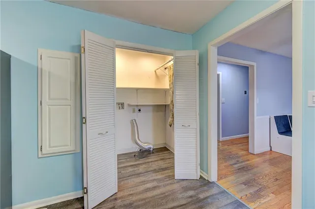 $275,000 | 605 Southeast 5th Street, Lee's Summit, MO 64063