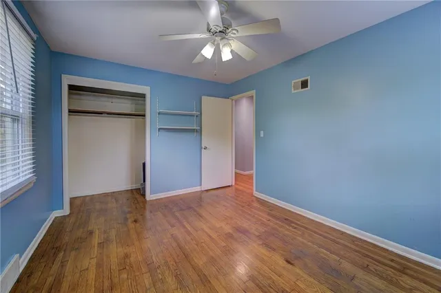 $275,000 | 605 Southeast 5th Street, Lee's Summit, MO 64063