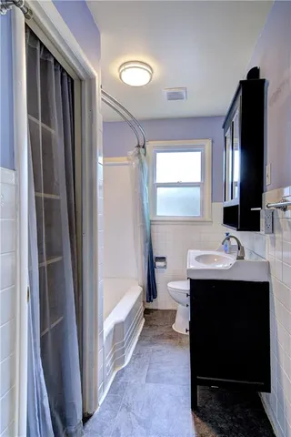 $275,000 | 605 Southeast 5th Street, Lee's Summit, MO 64063