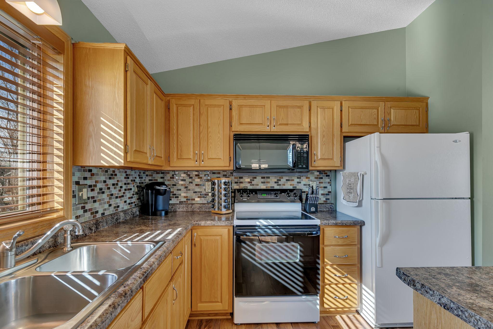 1816 Tyler Path St. Cloud, MN 56301 - Photo 8 of 25