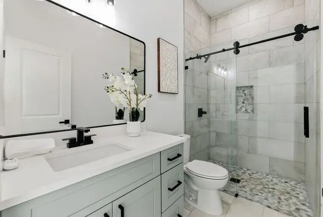 $2,800 | 418 Bedford Drive, Spicewood, TX 78669