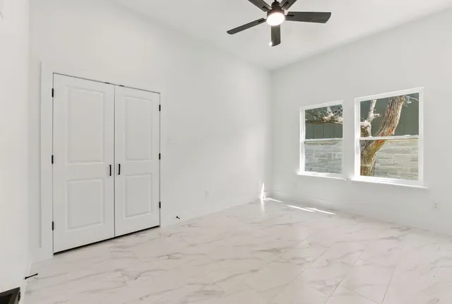 $2,800 | 418 Bedford Drive, Spicewood, TX 78669