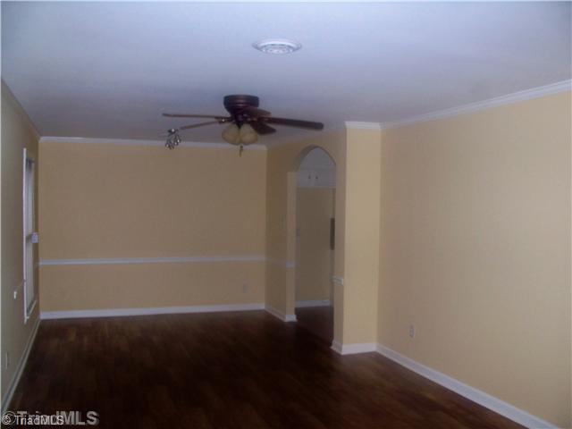 1410 Rotherwood Road Greensboro, NC 27406 - Photo 4 of 12 Living Room.