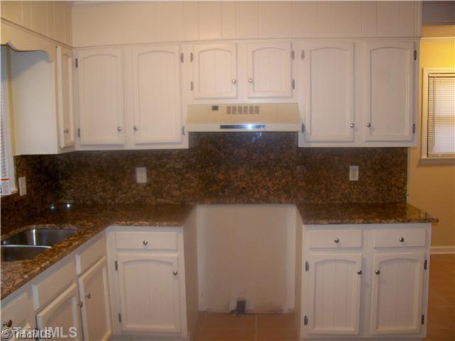 1410 Rotherwood Road Greensboro, NC 27406 - Photo 7 of 12 Kitchen.