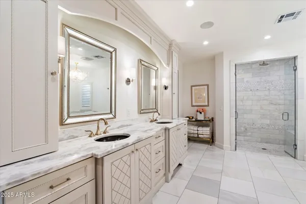 $8,795,000 | 5226 East Desert Vista Road, Paradise Valley, AZ 85253