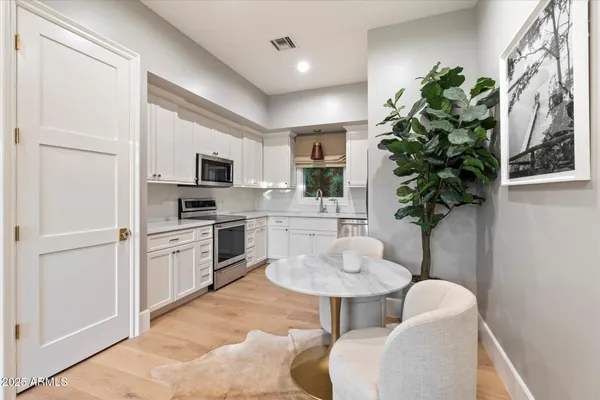 $8,795,000 | 5226 East Desert Vista Road, Paradise Valley, AZ 85253