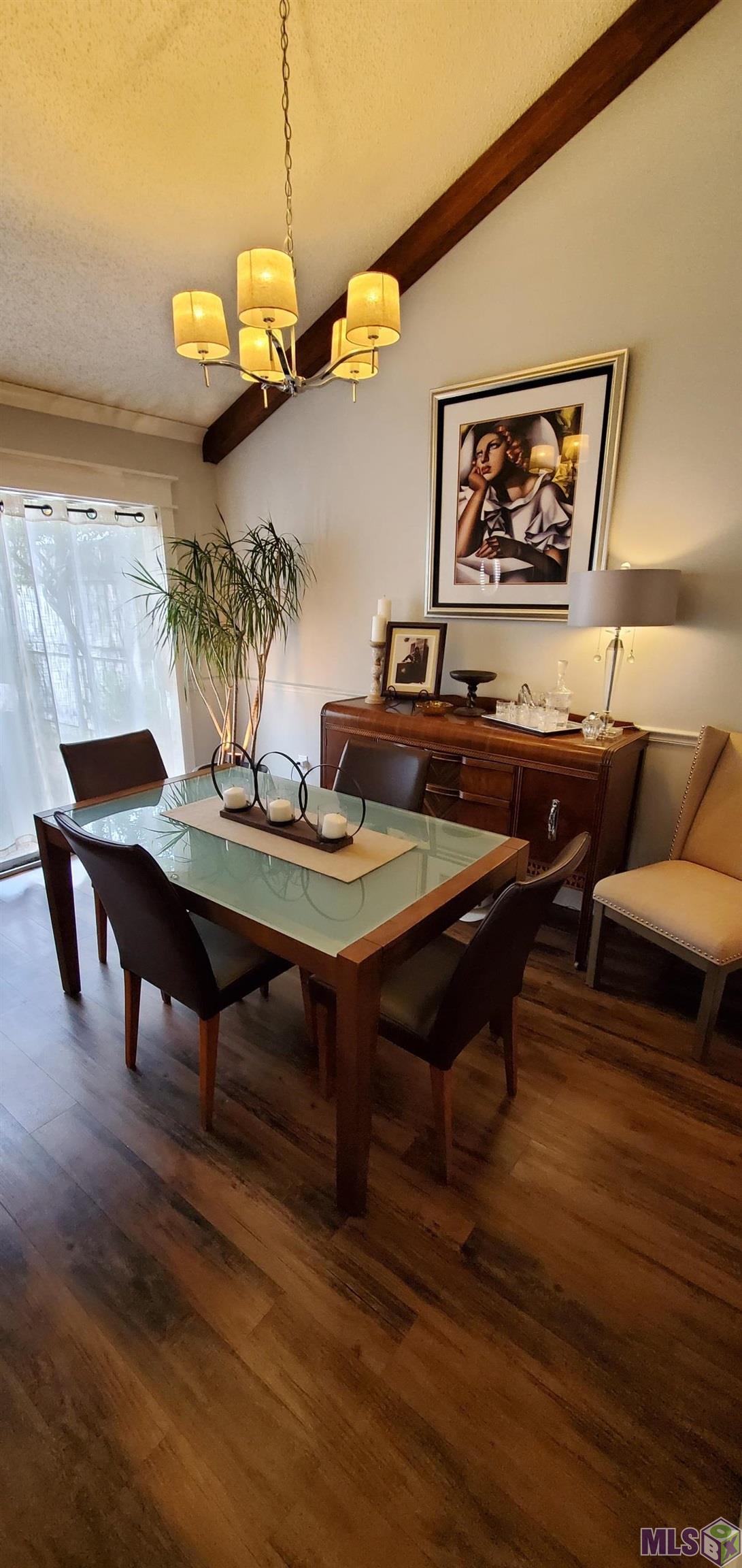 1953 Stonegate Court Baton Rouge, LA 70815 - Photo 6 of 18 Gallery Image 6