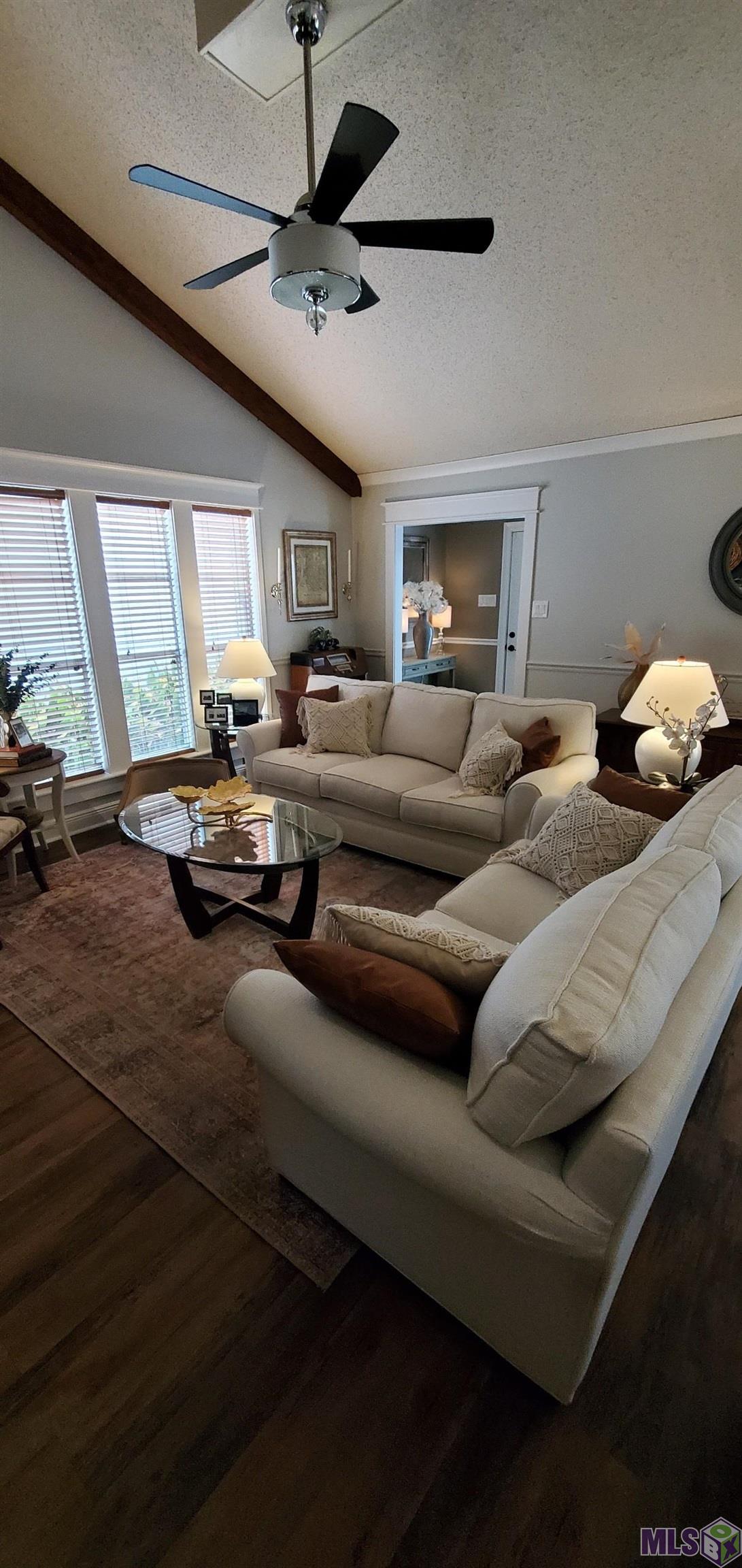 1953 Stonegate Court Baton Rouge, LA 70815 - Photo 8 of 18 Gallery Image 8
