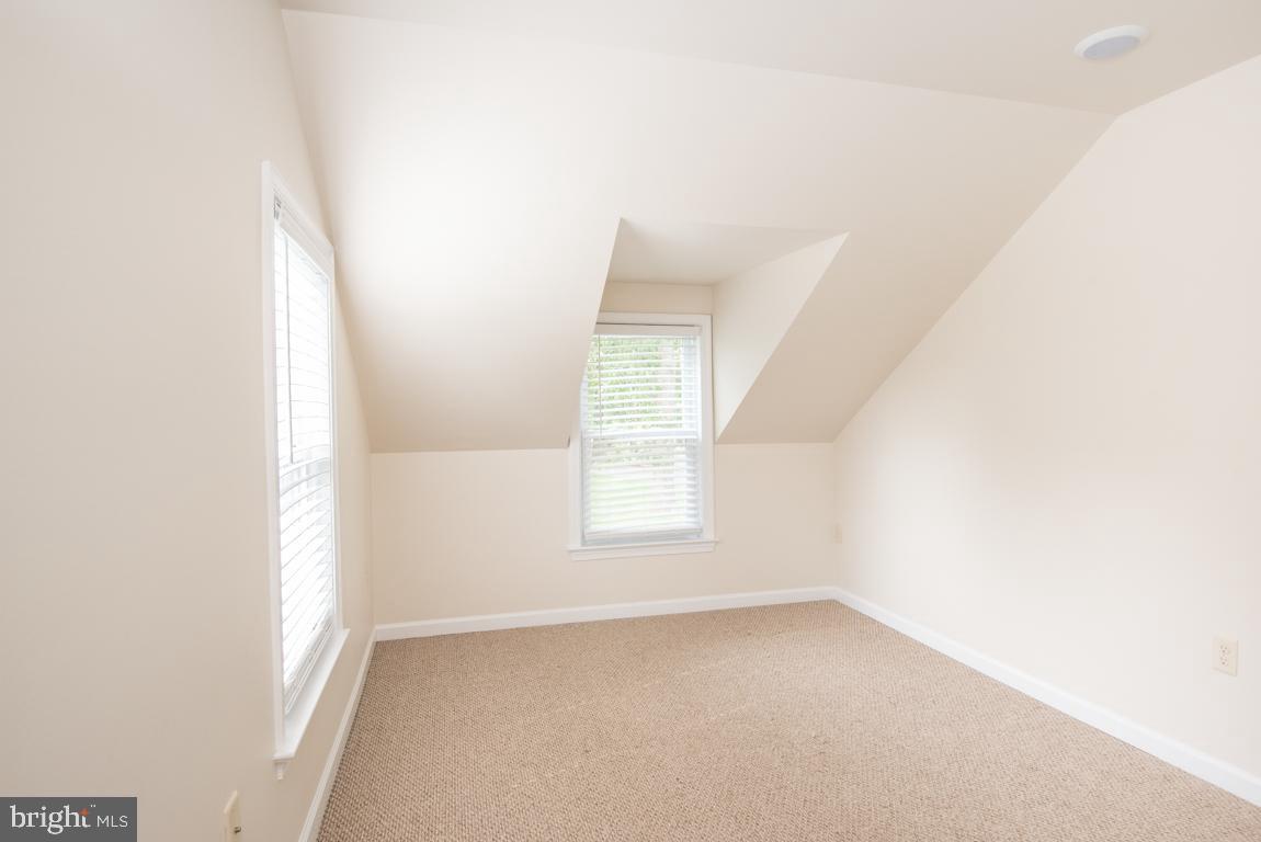 696 Overlys Grove Road New Holland, PA 17557 - Photo 17 of 28 Gallery Image 17