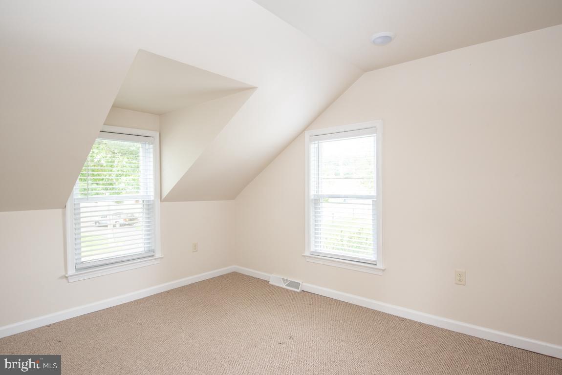 696 Overlys Grove Road New Holland, PA 17557 - Photo 19 of 28 Gallery Image 19