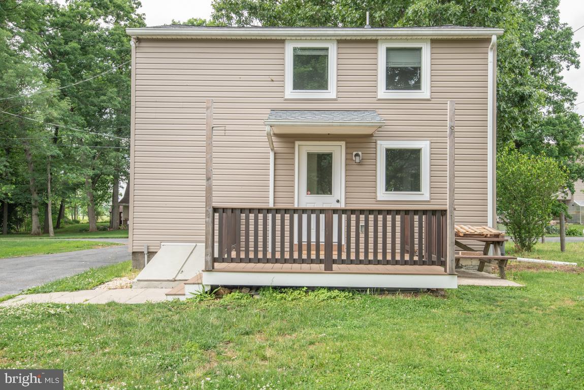 696 Overlys Grove Road New Holland, PA 17557 - Photo 21 of 28 Gallery Image 21