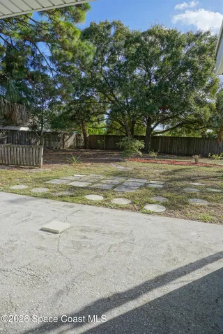 $295,000 | 476 Crescent Drive, Melbourne, FL 32901