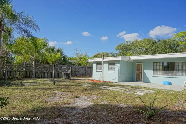 $295,000 | 476 Crescent Drive, Melbourne, FL 32901