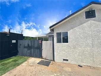 15962 M Street, Unit A Mojave, CA 93501 - Photo 5 of 21 a backyard of a house