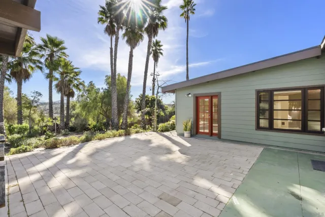 $929,000 | 620 Plumosa Avenue, Vista, CA 92081