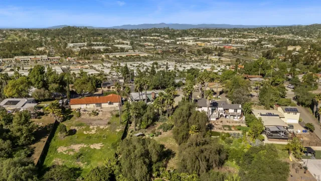 $929,000 | 620 Plumosa Avenue, Vista, CA 92081