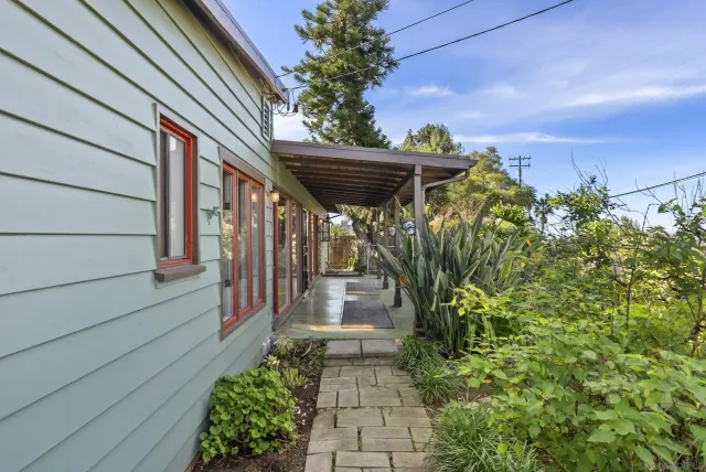 $929,000 | 620 Plumosa Avenue, Vista, CA 92081