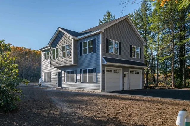 $589,900 | 28 Dalton Drive, Barnstead, NH 03225