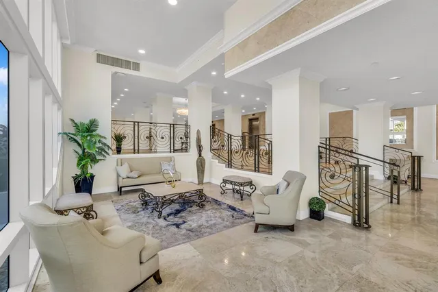 $5,000 | 1620 South Ocean Boulevard, Unit 5M, Lauderdale-by-the-Sea, FL 33062