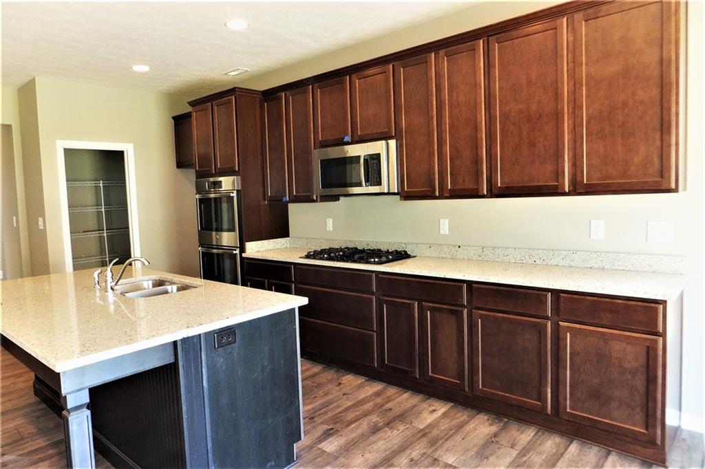 7156 West Ridge Run Way Greenfield, IN 46140 - Photo 13 of 44 Gallery Image 13